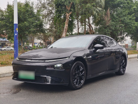 小鹏P7 2024款 P7i 702 Max 鹏翼版