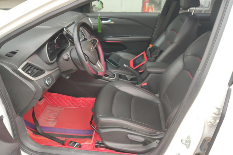 雪佛兰 科鲁泽 2020款 轻混 RS 330T 自动畅快版局部细节19