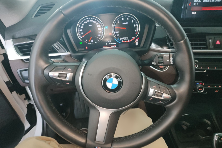 宝马X1 2022款 sDrive25Li 领先型中控内饰13