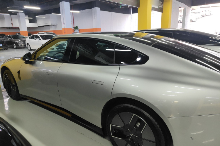 小鹏P7 2025款 702 长续航 Ultra车身外观6003