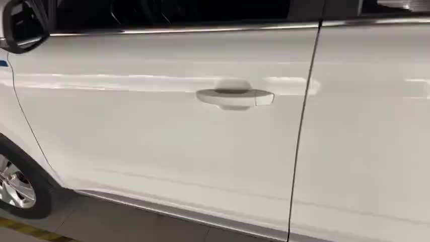 荣威RX3 2020款 1.6L 手动超爽进取版实拍1