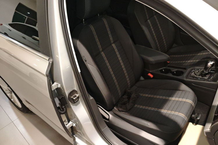 大众 朗逸 2022款 280TSI DSG舒适版局部细节41