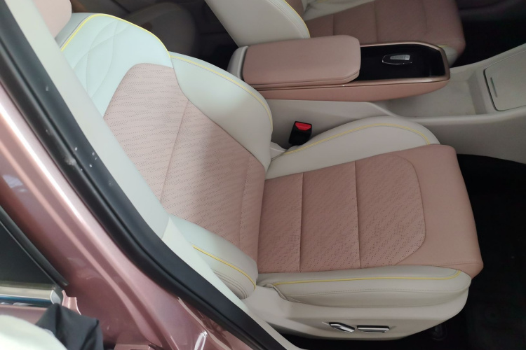 吉利几何M6 2022款 580 新趣型局部细节41