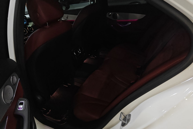 奔驰C级 2021款 C 260 星耀臻藏版中控内饰21