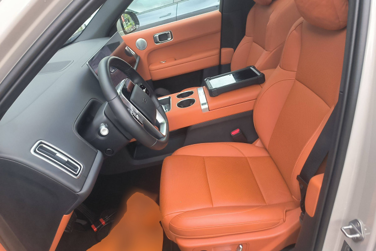 理想汽车 理想L6 2024款 Max中控内饰19