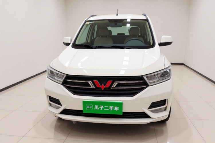 五菱汽车 五菱宏光 2019款 1.5L S标准型国VI LAR车身外观2