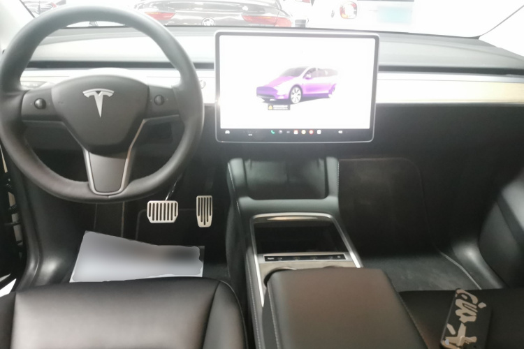 特斯拉 Model Y 2022款 改款 后轮驱动版中控内饰12