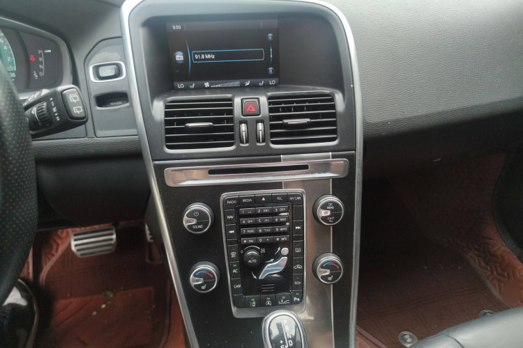 沃尔沃XC60(进口) 2014款 改款 T5 个性运动版局部细节16