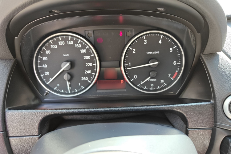 宝马X1 2012款 sDrive20i 领先型局部细节14