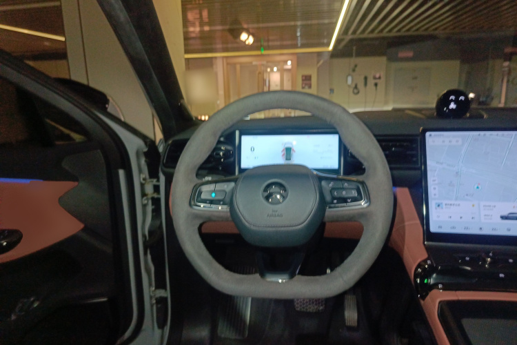 蔚来ES6 2020款 610KM 签名版中控内饰13