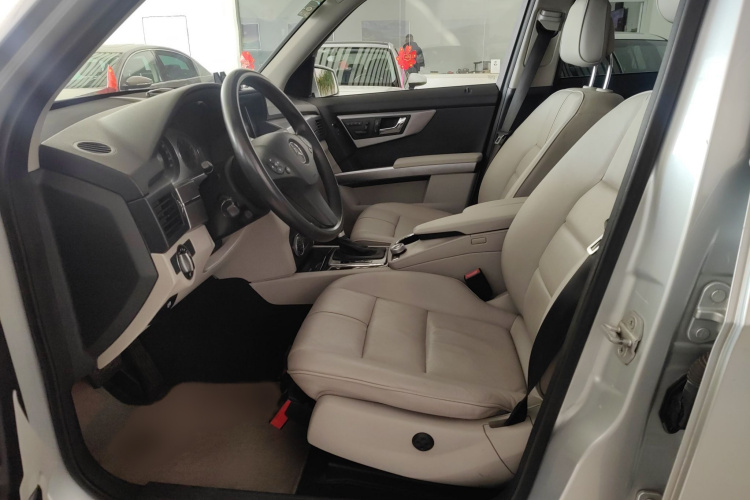 奔驰GLK级(进口) 2008款 GLK 350 4MATIC局部细节19