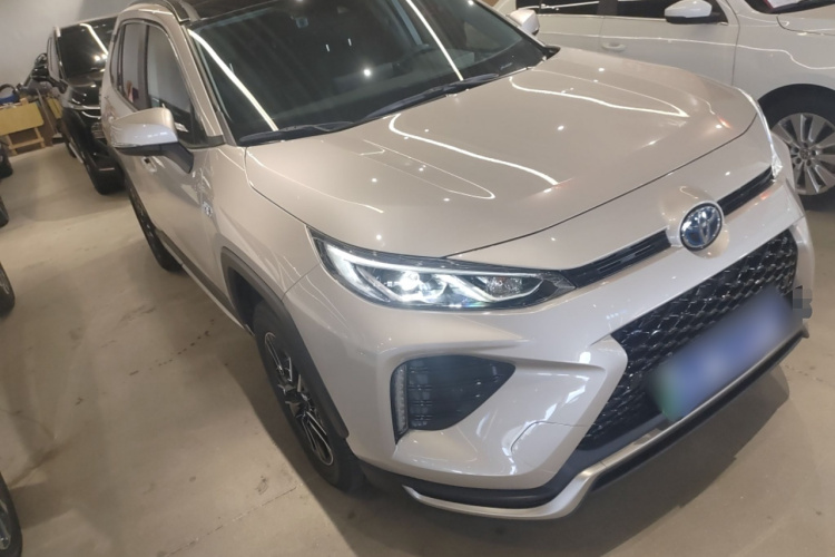 丰田 威兰达新能源 2023款 高性能版 2.5L 两驱劲擎版车身外观3