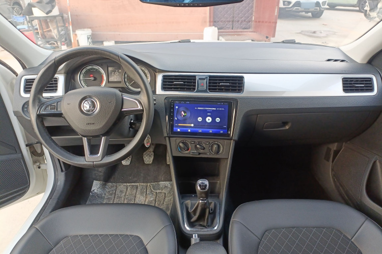 斯柯达 昕锐 2019款 1.5L 手动舒适版 国V中控内饰7002