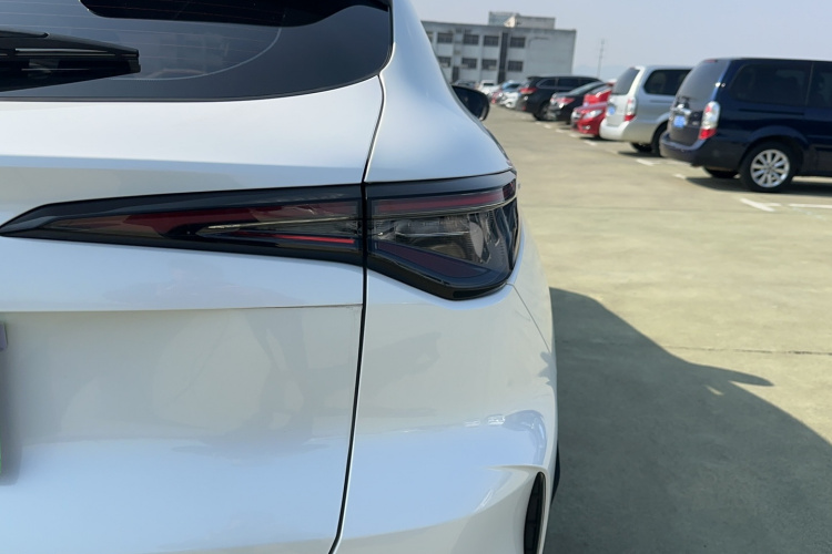 长安欧尚X5 PLUS 2023款 改款 1.5T DCT先锋型车身外观6005