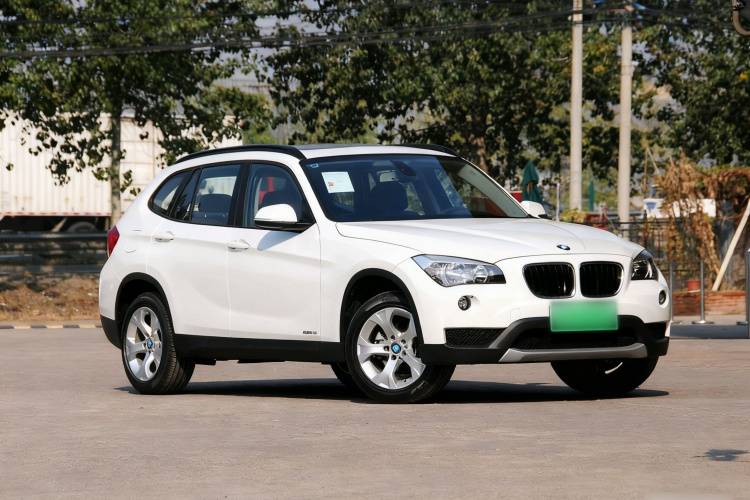 宝马X1 2013款 sDrive18i 时尚型车身外观6002