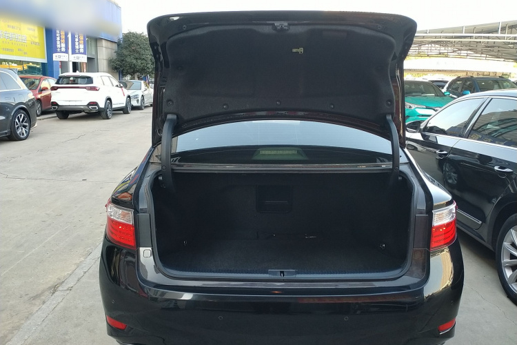 雷克萨斯ES 2014款 250 舒适版局部细节23