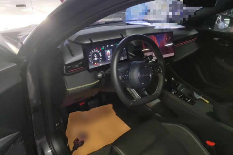 领克03 2023款 1.5TD DCT劲Pro中控内饰12