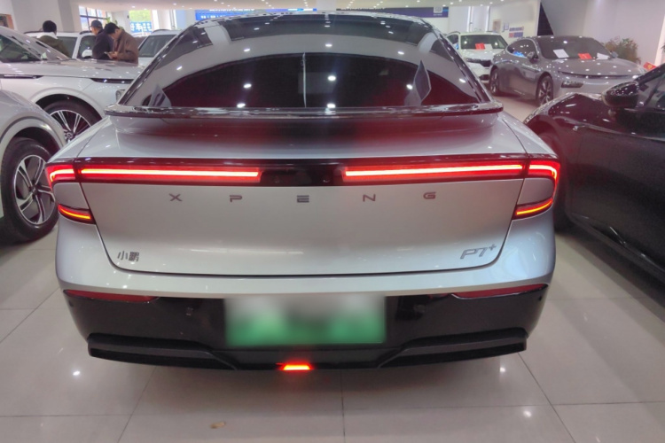 小鹏P7+ 2024款 超长续航 Max车身外观6004