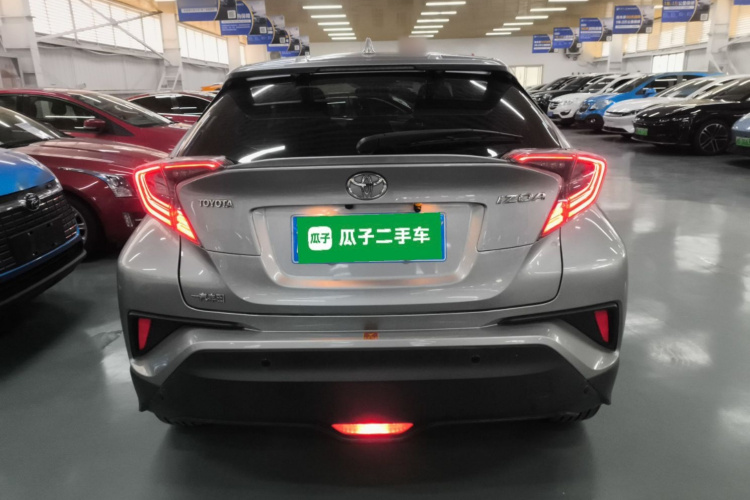 丰田 奕泽IZOA 2020款 2.0L 奕驰版车身外观6