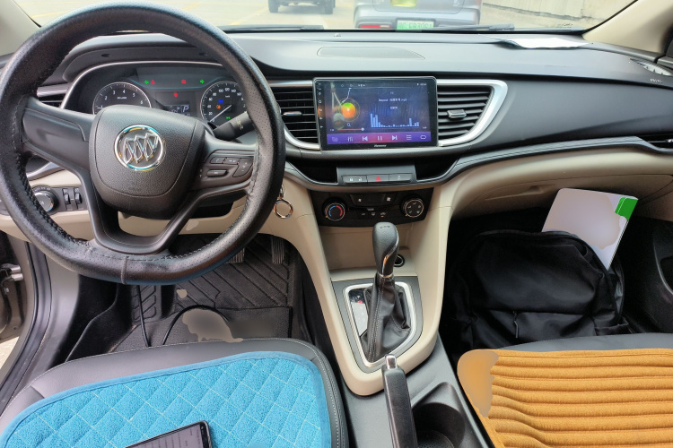 别克 英朗 2019款 15T 双离合进取型 国VI中控内饰12