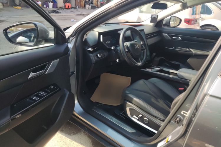 小鹏G3 2020款 520 尊享版中控内饰7003