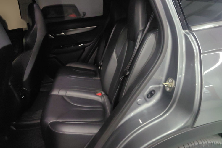 小鹏G3 2021款 G3i 520G+中控内饰7004