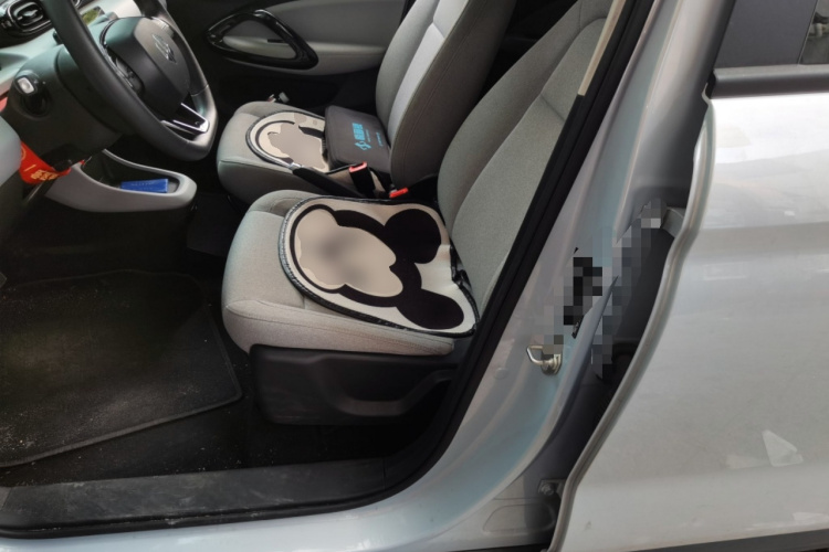 零跑汽车 零跑T03 2023款 200轻享版中控内饰19