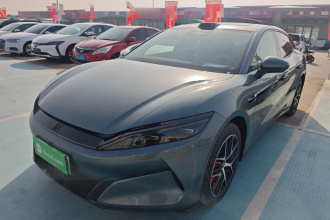 比亚迪 汉L 2025款 DM-p 四驱激光雷达旗舰型