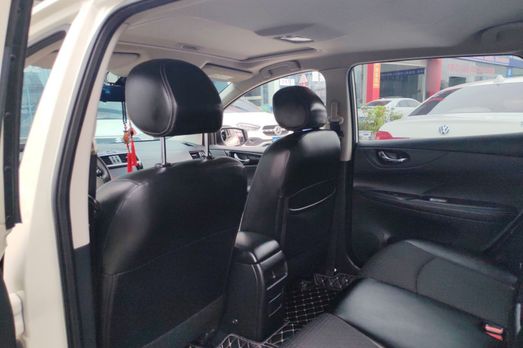 日产 骐达TIIDA 2019款 1.6L CVT智行版 国VI局部细节22