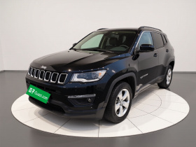 Jeep 指南者 2020款 220T 自动精英版