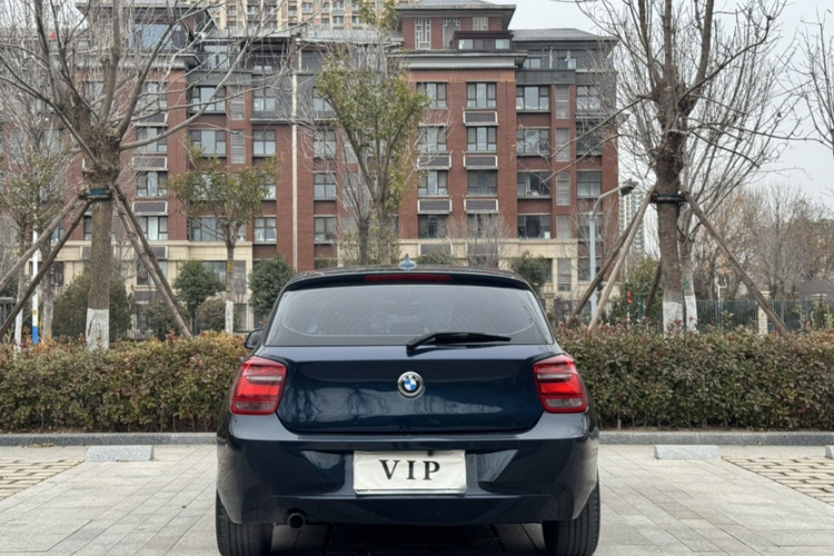 宝马1系(进口) 2013款 改款 116i 领先型车身外观6002