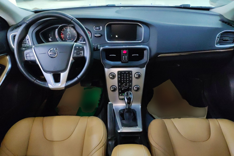 沃尔沃V40 2017款 T4 智雅版中控内饰12