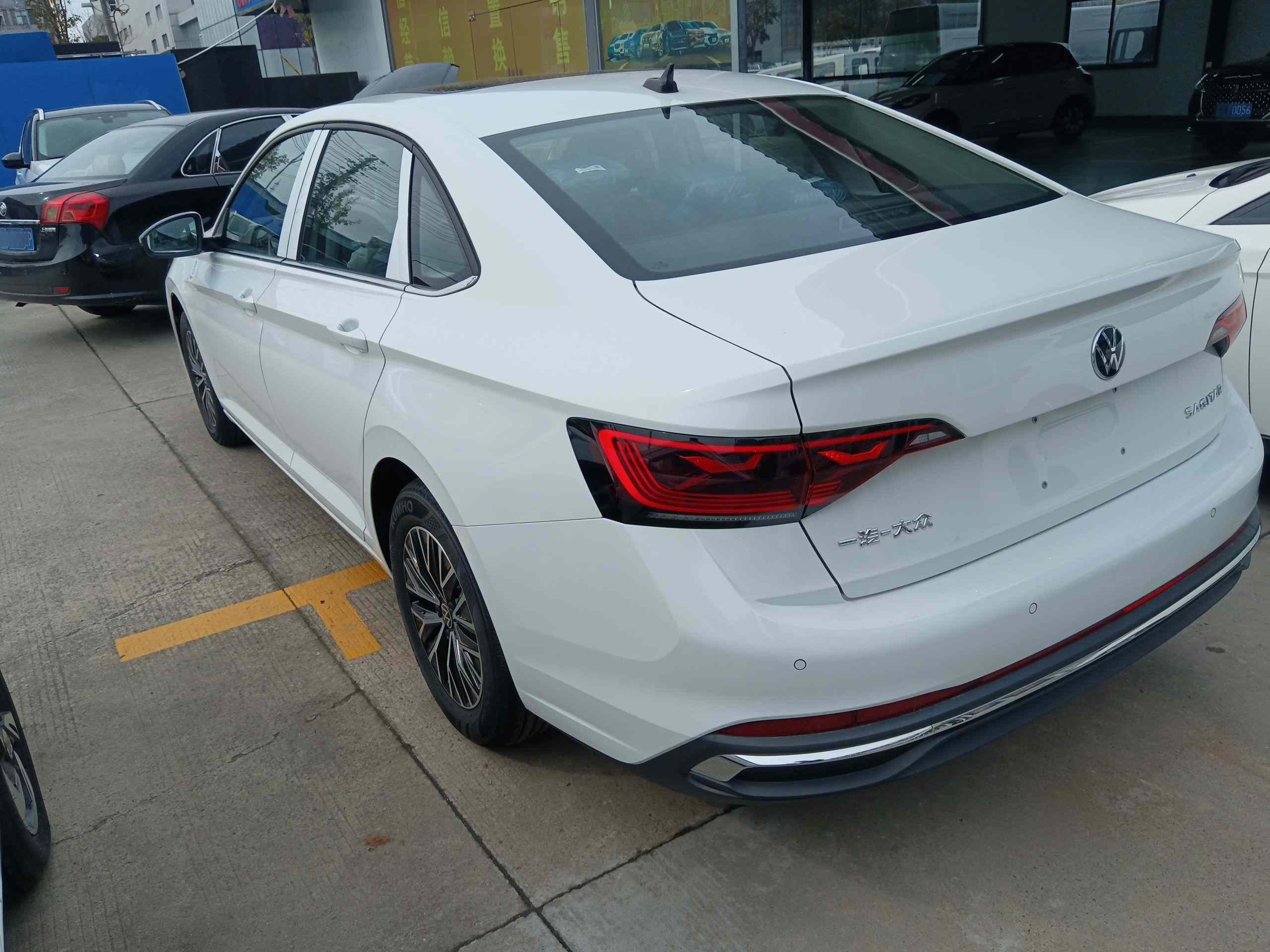 大众 速腾 2025款 改款 200TSI DSG飞越版(3)