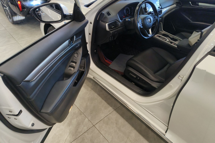 本田 雅阁 2018款 锐·混动 2.0L 锐智版 国VI中控内饰20