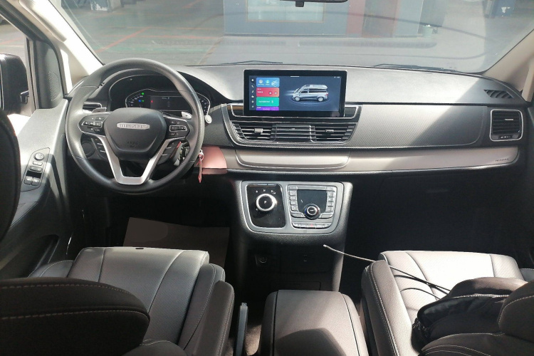 上汽大通MAXUS 大通G20 2023款 改款 ES 2.0T 汽油自动超值版中控内饰7002