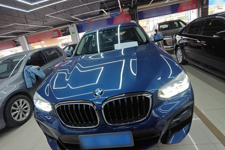 宝马X3 2020款  xDrive28i M运动套装车身外观2