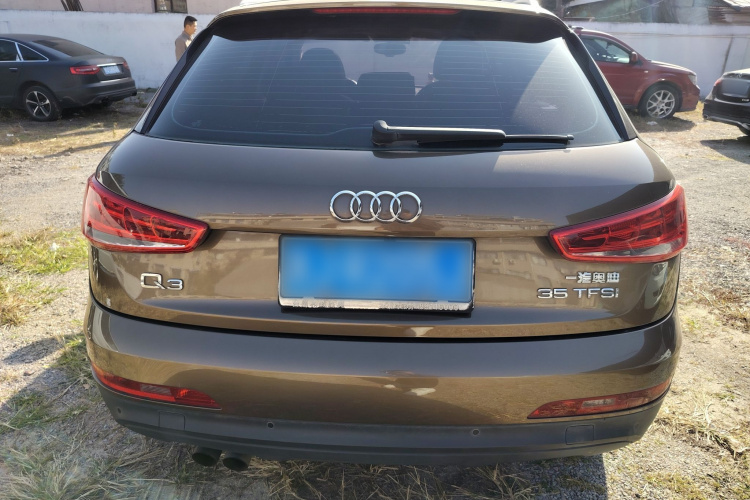 奥迪Q3 2013款 35 TFSI 进取型车身外观6