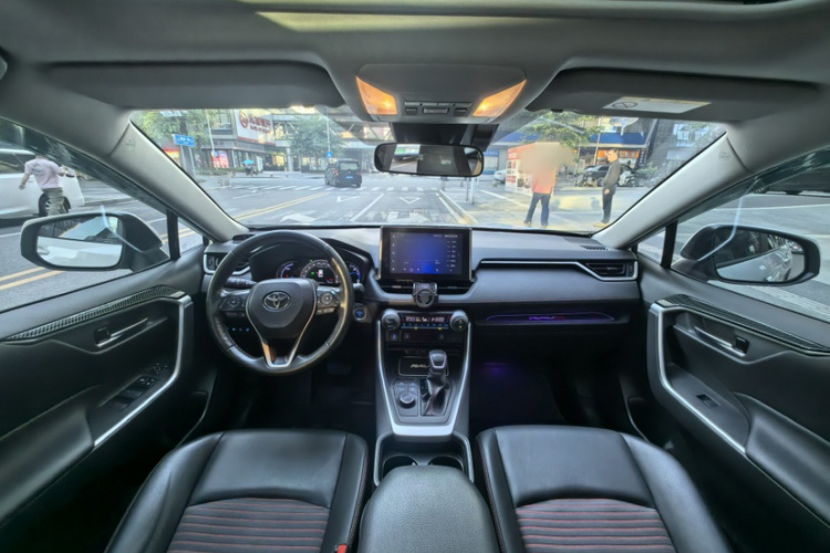 丰田 RAV4荣放双擎E+ 2021款 2.5L 两驱精英Pro中控内饰7012