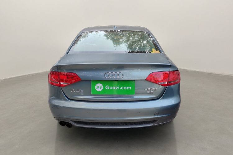 奥迪A4L 2010款 2.0 TFSI 运动型车身外观6