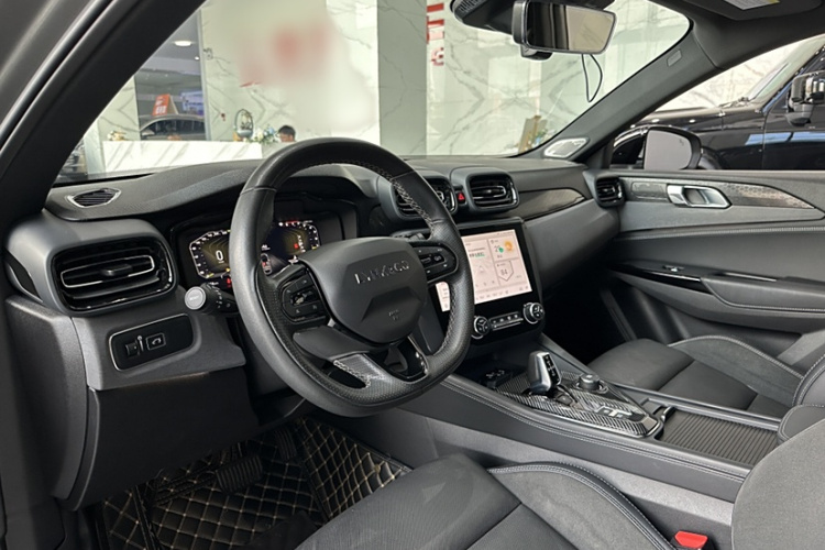 领克03 2022款 2.0TD DCT劲Pro中控内饰7005