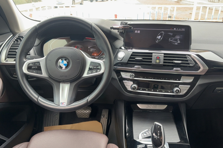 宝马X3 2021款 改款 xDrive25i M运动套装中控内饰7004