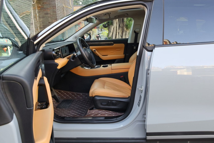 零跑汽车 零跑C11 2024款 增程 300尊享版中控内饰7007