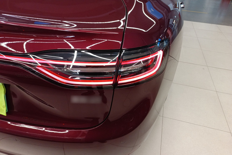 鸿蒙智行 享界S9 2024款 纯电 Ultra 四驱旗舰版车身外观9