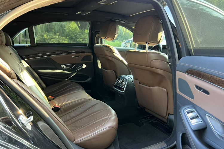 宝马1系 2020款 120i M运动套装中控内饰7003