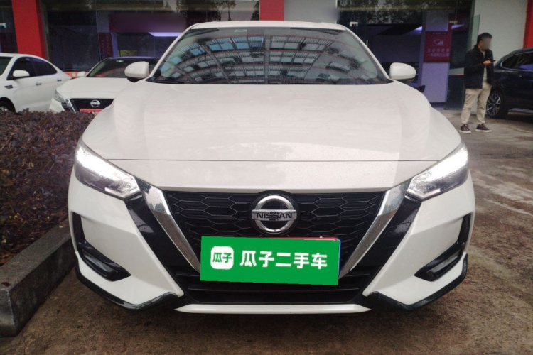 日产 轩逸 2022款 1.6L XL CVT悦享版车身外观2