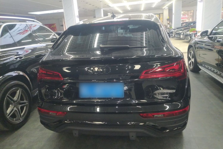 奥迪Q5L Sportback 2022款 改款 45 TFSI 豪华型车身外观6004
