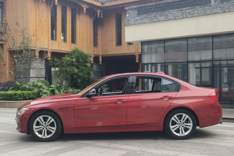 宝马3系 2015款 316i 运动设计套装车身外观6003