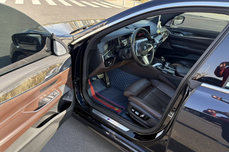 宝马6系GT 2019款 630i M运动大旅行家版中控内饰7002