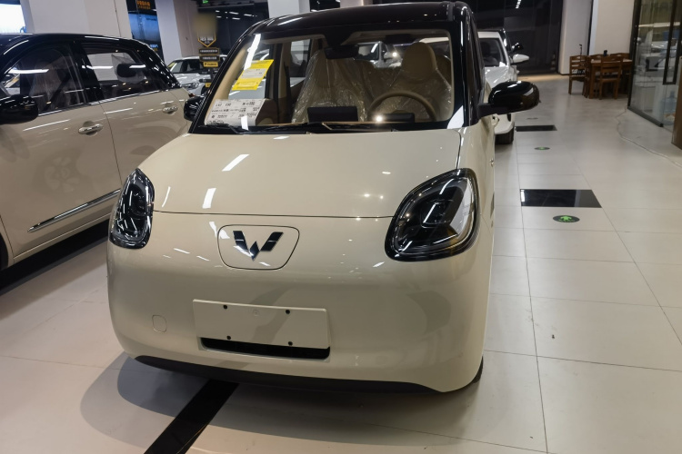 五菱汽车 宏光MINIEV 2025款 四门版 臻享+款车身外观6005