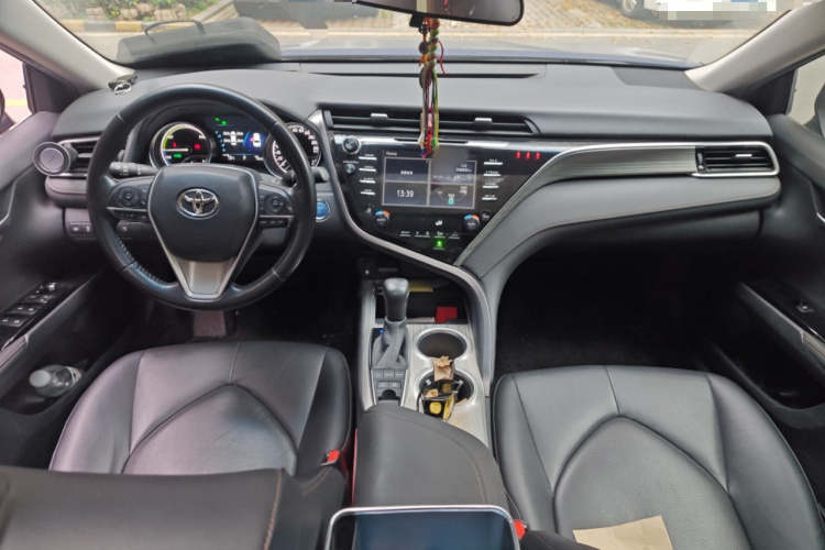 丰田 凯美瑞 2018款 双擎 2.5HG 豪华版中控内饰7002